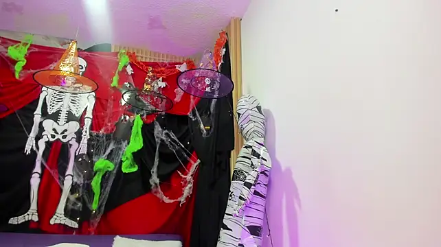 Mindy_19 Chat XXX in diretta