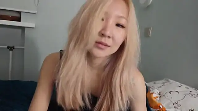 IoneGray Live XXX Chat