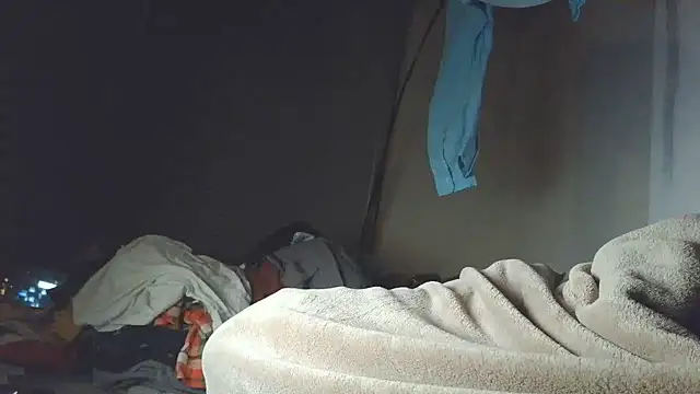 overmydadbody222 Live XXX-chat