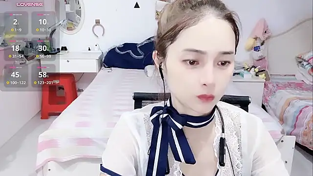 miaomiao-99's Live XXX Chat