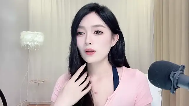 دردشة LiLy0608 الجنسية المباشرة