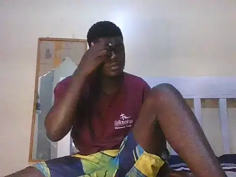 Taller_dark's Live XXX Chat