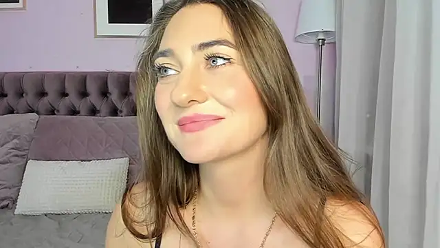 Evalaniss' Live XXX Chat