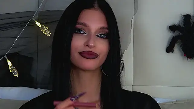 BeverlyMost's Live XXX Chat