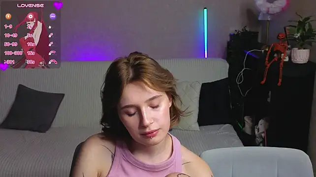 Chat +18 de TaraEva ao vivo