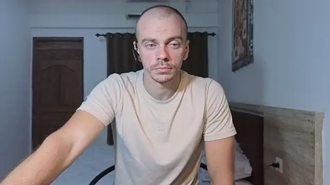 Онлайн чат XXX Marrymeplz