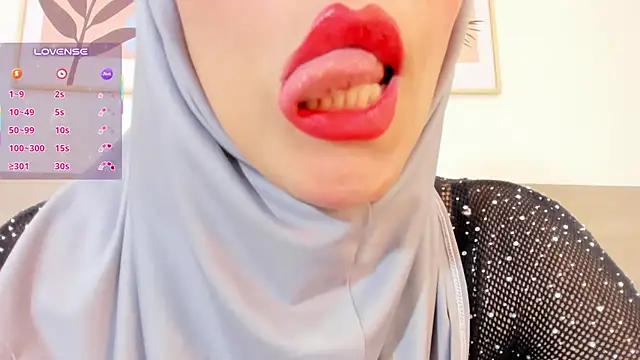 hanajameela Adlı Modelin Canlı XXX Sohbeti