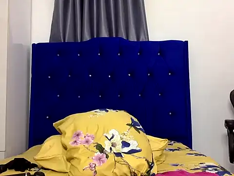 BOOTY_BANGERxxx Webcam-Show