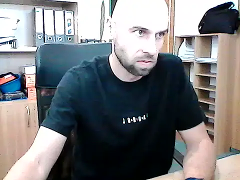צ'אט XXX בשידור חי של _oliver_it