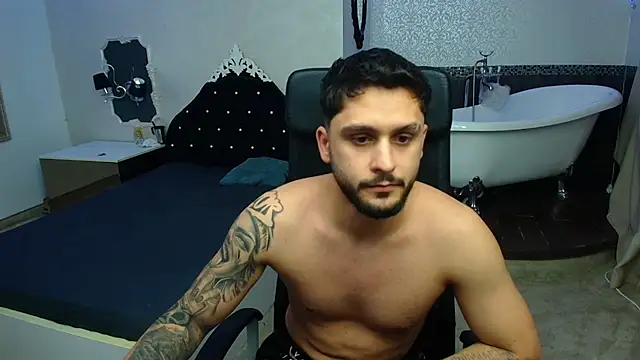 TroyWadee – Naživo XXX chat