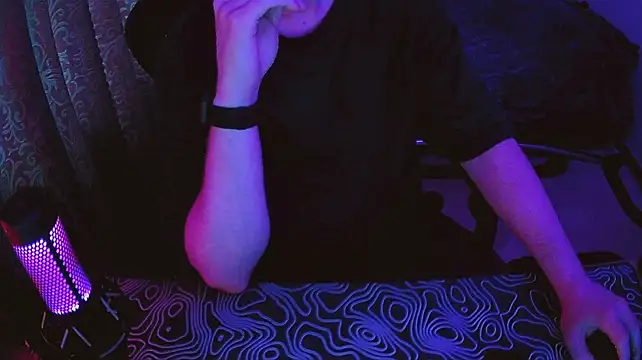 fame_bc – Naživo XXX chat