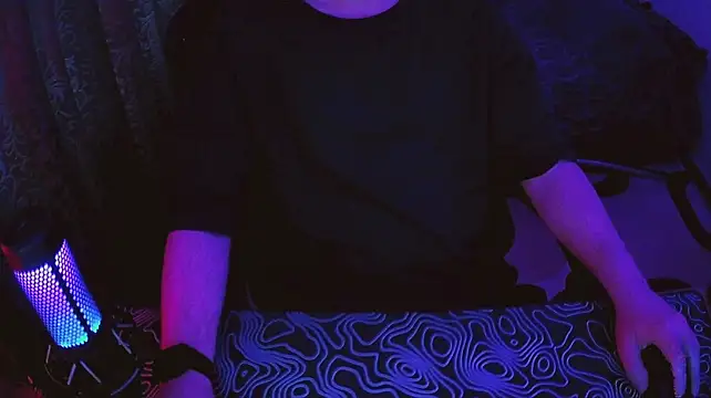 fame_bc's Live XXX Chat