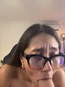 SERENAA__のライブXXXチャット
