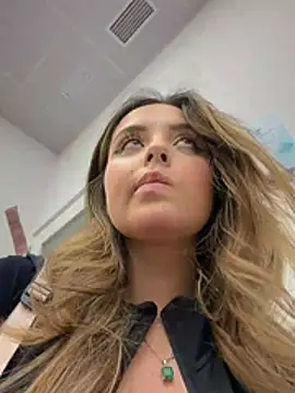 Alirawrz Live XXX-Chat