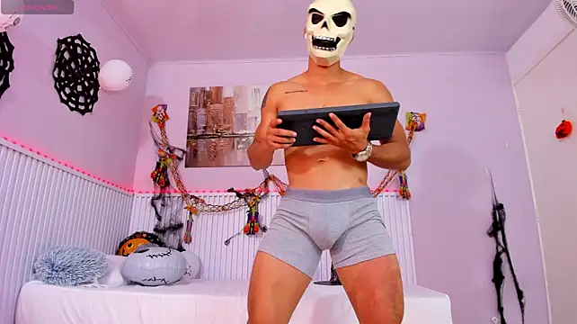 Chat +18 de Radly_Andrew ao vivo