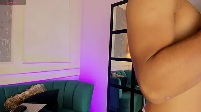 Chat XXX ao vivo de Adrian_voltt