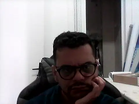 Онлайн чат XXX rickmenez