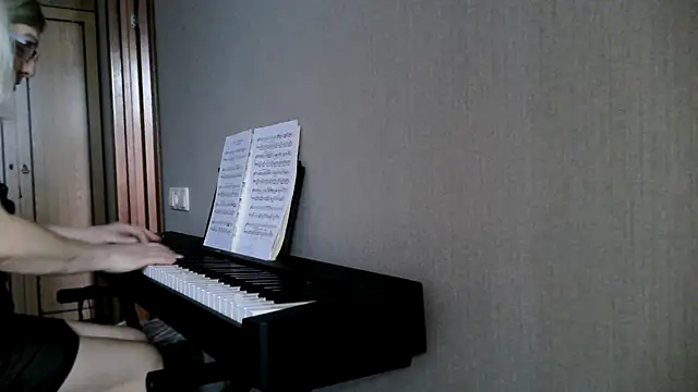 zarinaicy élő XXX-chatje
