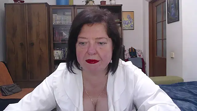 Violet_Pulse Adlı Modelin Canlı XXX Sohbeti