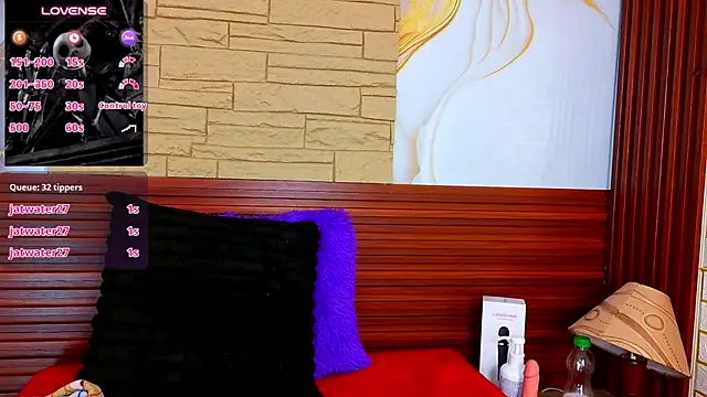 mialunellepri Adlı Modelin Canlı XXX Sohbeti