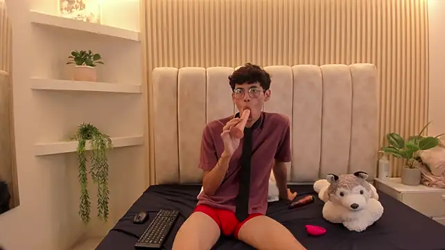 Czat XXX na żywo – Ethan_Kay