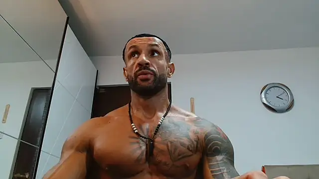 Magnificmuscles89 Chat XXX in diretta