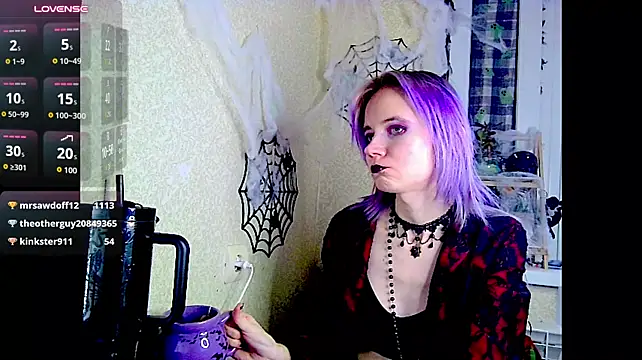 XXX chat uživo modela AdamTarlet