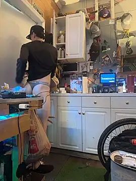 Twist_N_Tease Chat XXX live