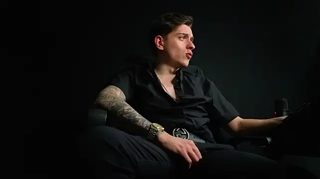 FelixStarkk XXX чат на живо
