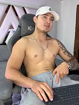 Alexander_ferre élő XXX-chatje