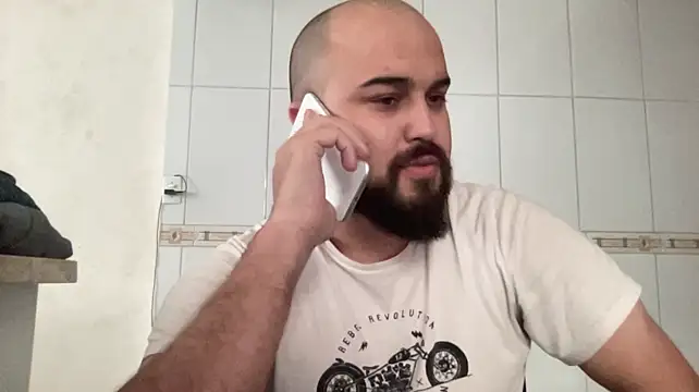 Czat XXX na żywo – mayday2025m