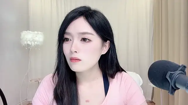 LiLy0608's Live XXX Chat