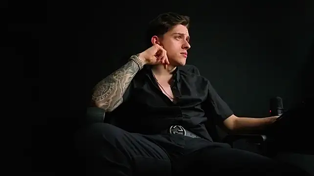 FelixStarkk: απευθείας συνομιλία ΧΧΧ