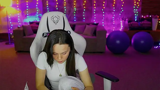 Chat +18 de Olivia054_Sweet ao vivo