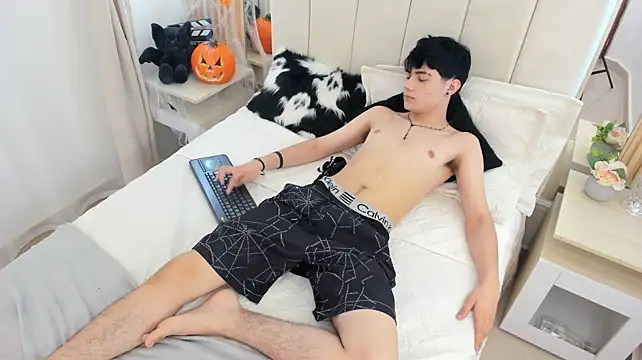 Chat +18 de Alan__brook ao vivo