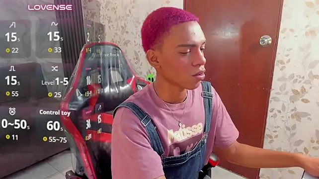 Živý XXX chat luccas_lowee