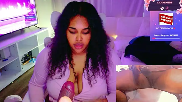 Chat XXX ao vivo de CarmenCash__