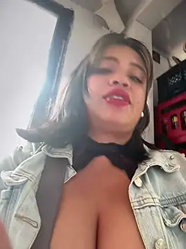 Mila_Rysky1 Chat XXX in diretta