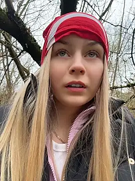 RossyMood's Live XXX Chat