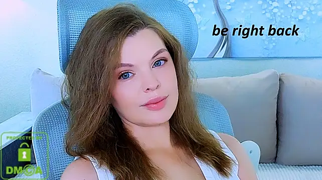 XXX chat uživo modela Glossier
