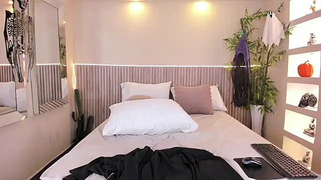 CloeHarp Adlı Modelin Canlı XXX Sohbeti