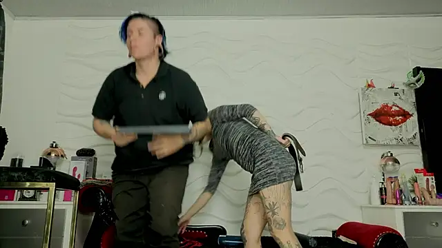 แชท XXX สดของ inkedsinners_