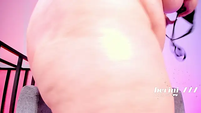 Živý XXX chat AmberiniHoffman