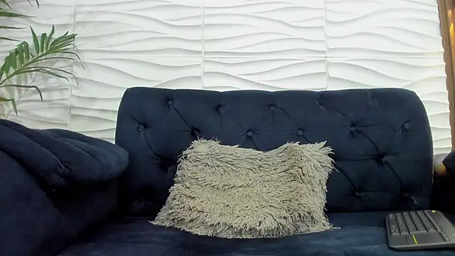 XXX chat uživo modela Pavo_tv