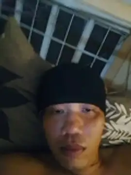 Henryph02n Live XXX chat