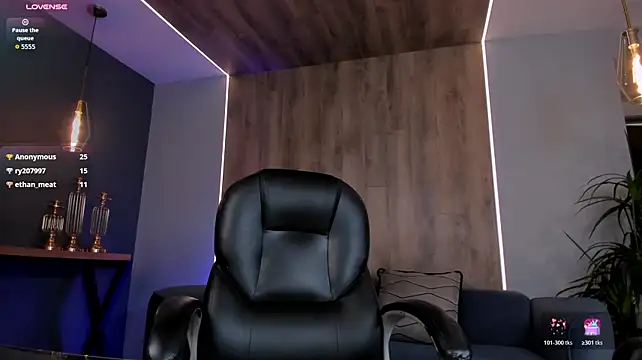 XXX chat uživo modela MorganHicks