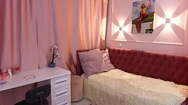 TienRebert's Live XXX Chat