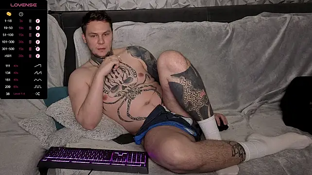 Lechery_boy লাইভ XXX চ্যাট