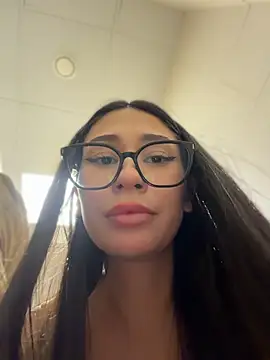 Aria51 – Live XXX-chat