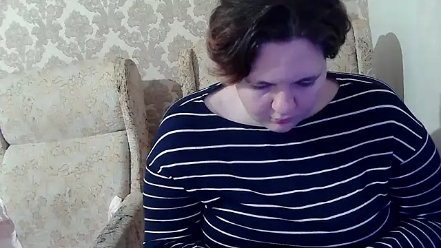 EmmaXKristall Chat XXX live